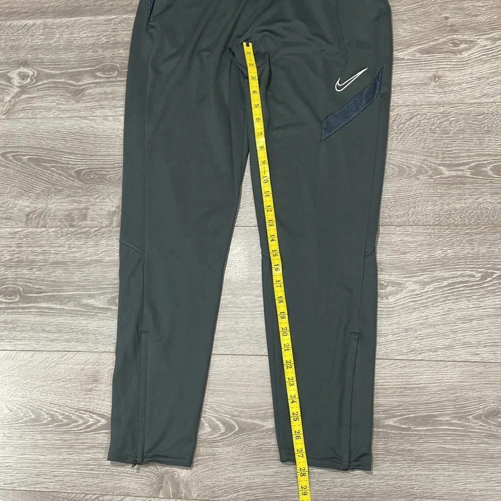 Like New Nike Dri-Fit Academy Pro Women’s Athletic Pants Dark Grey Navy M - Picture 14 of 16